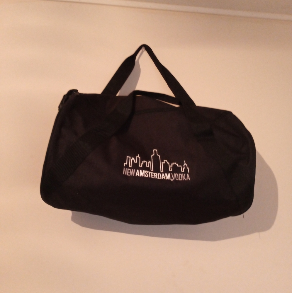 New Amsterdam Duffle Bag Including Hat/Lanyard